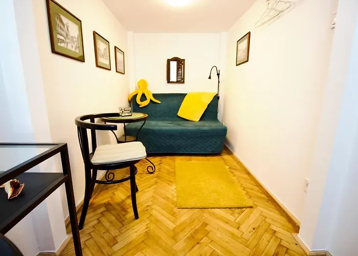 Downtown Lair Apartman