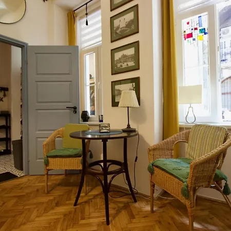Downtown Lair Apartment Budapest